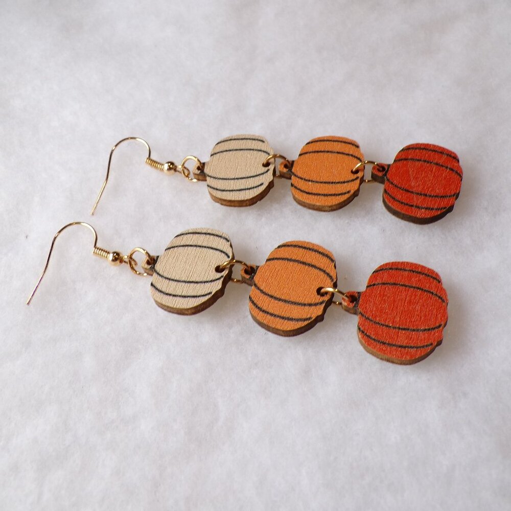 Fall Pumpkin Wood Dangle Earrings Halloween Thanksgiving - Picture 2 of 5